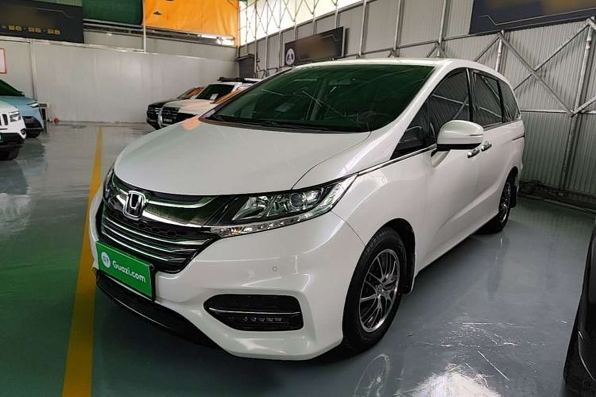 Used Honda Odyssey 2018 2.4L Comfort Version Front Left 45 Deg