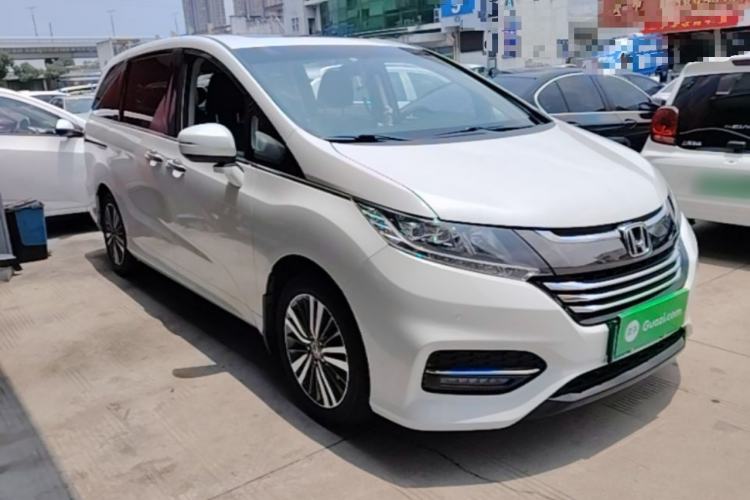 Used Honda Odyssey 2018 2.4L Smart Edition Front Right 45 Deg