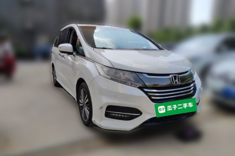Used Honda Odyssey 2018 2.4L Smart Edition Front Right 45 Deg