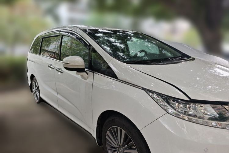 Used Honda Odyssey 2018 2.4L Smart Edition Front Right 45 Deg