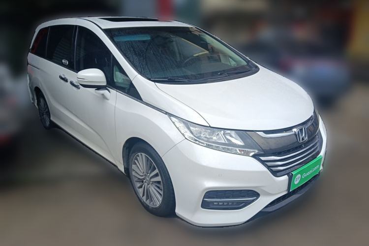 Used Honda Odyssey 2018 2.4L Supreme Edition Front Right 45 Deg