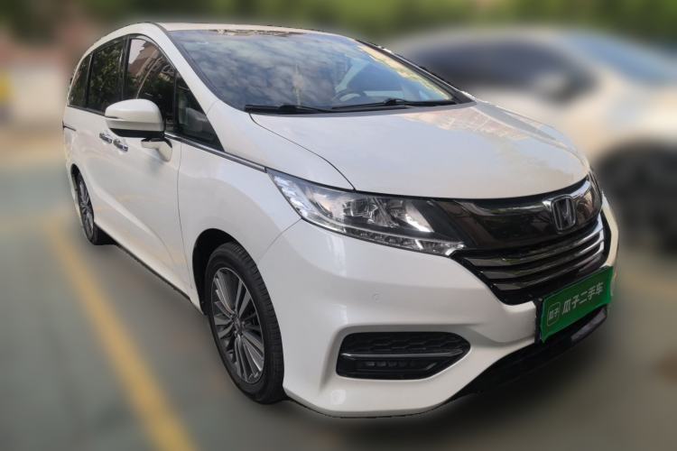 Used Honda Odyssey 2018 2.4L Smart Edition Front Right 45 Deg