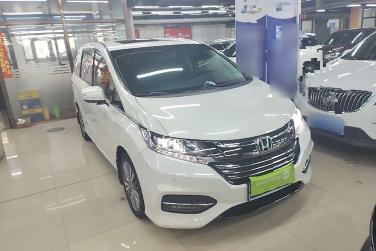 Used Honda Odyssey 2018 2.4L Smart Edition Front Right 45 Deg