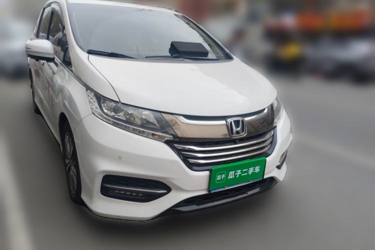 Used Honda Odyssey 2018 2.4L Luxury Edition Front Right 45 Deg