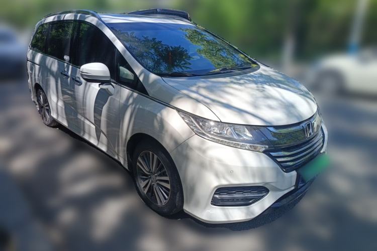 Used Honda Odyssey 2018 2.4L Smart Edition Front Right 45 Deg