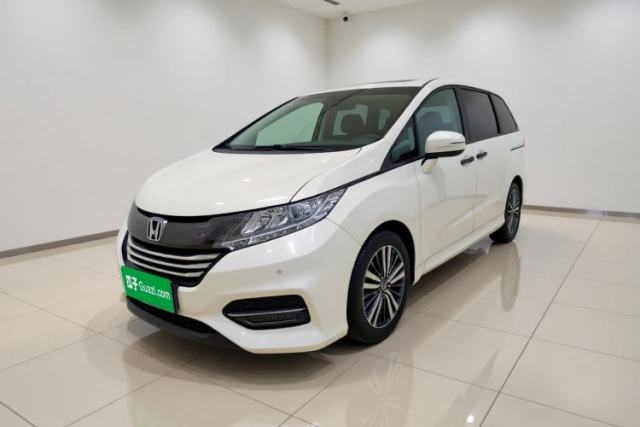 Ojetý Honda Odyssey 2018 2.4L Luxury Edition
