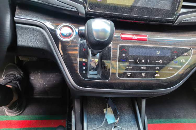 Used Honda Odyssey 2018 2.4L Luxury Edition Gear Lever