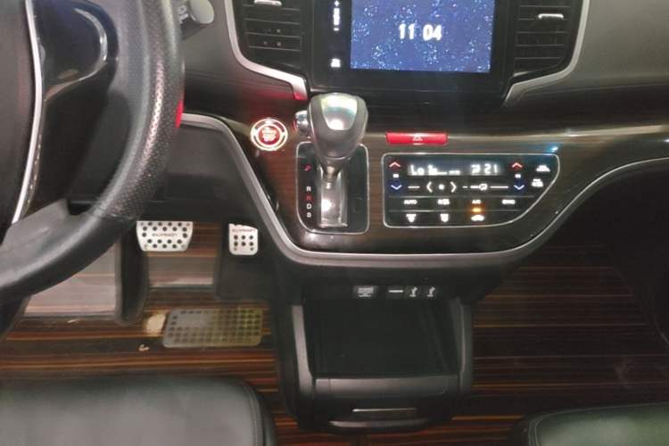 Used Honda Odyssey 2018 2.4L Luxury Edition Gear Lever