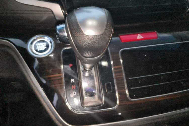 Used Honda Odyssey 2018 2.4L Luxury Edition Gear Lever