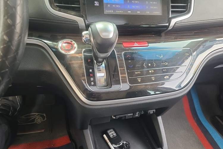Used Honda Odyssey 2018 2.4L Luxury Edition Gear Lever