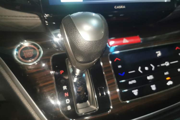 Used Honda Odyssey 2018 2.4L Smart Edition Gear Lever