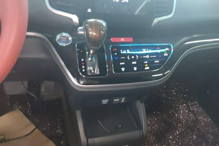 Used Honda Odyssey 2018 2.4L Smart Edition Gear Lever