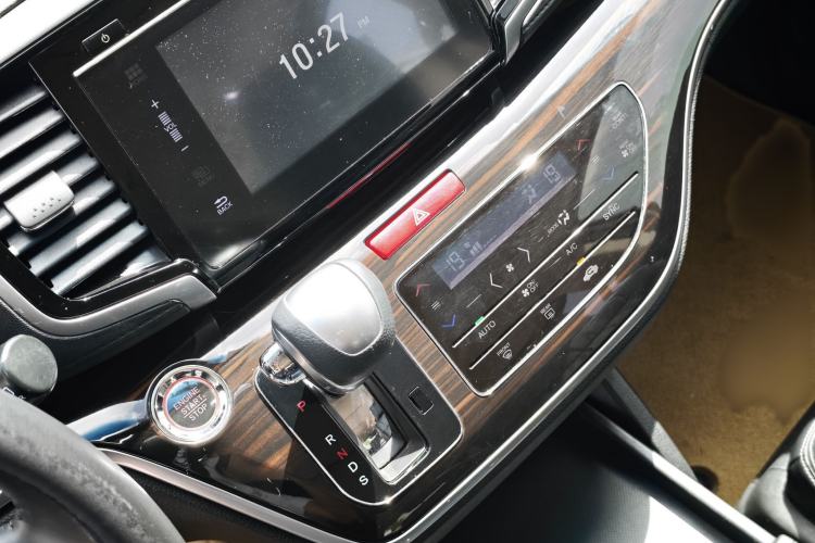 Used Honda Odyssey 2018 2.4L Smart Edition Gear Lever