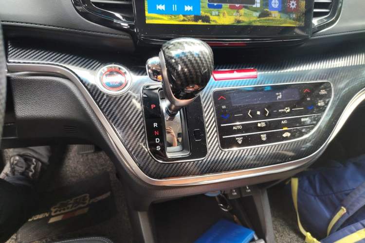 Used Honda Odyssey 2018 2.4L Luxury Edition Gear Lever