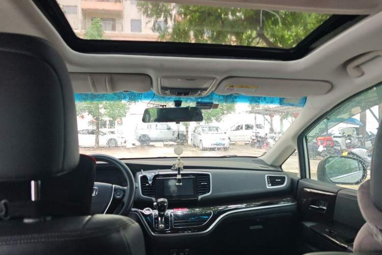 Used Honda Odyssey 2018 2.4L Smart Edition Headliner