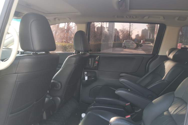 Used Honda Odyssey 2018 2.4L Smart Edition Headliner