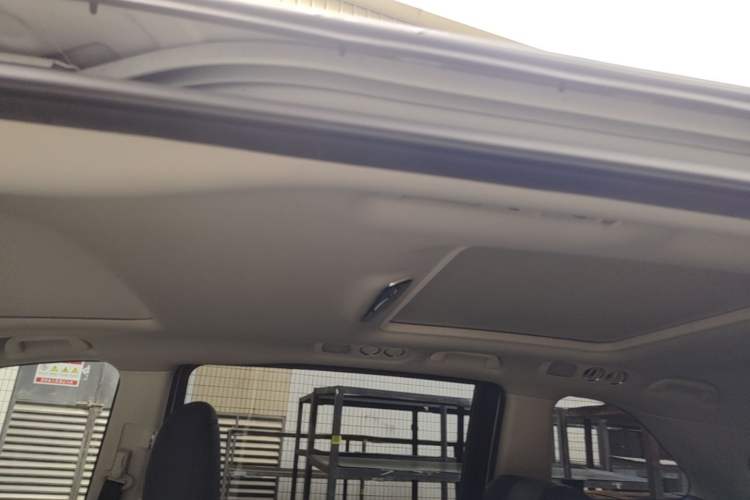 Used Honda Odyssey 2018 2.4L Smart Edition Headliner