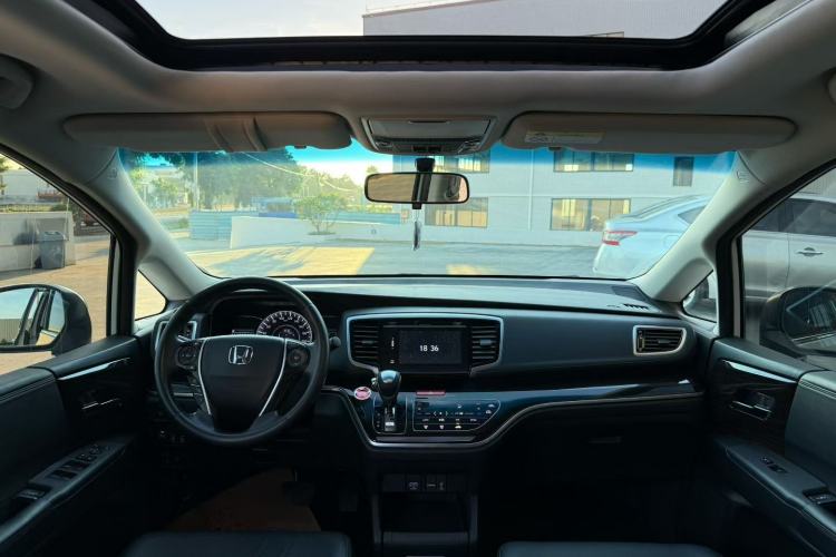 Used Honda Odyssey 2018 2.4L Smart Edition Interior 1