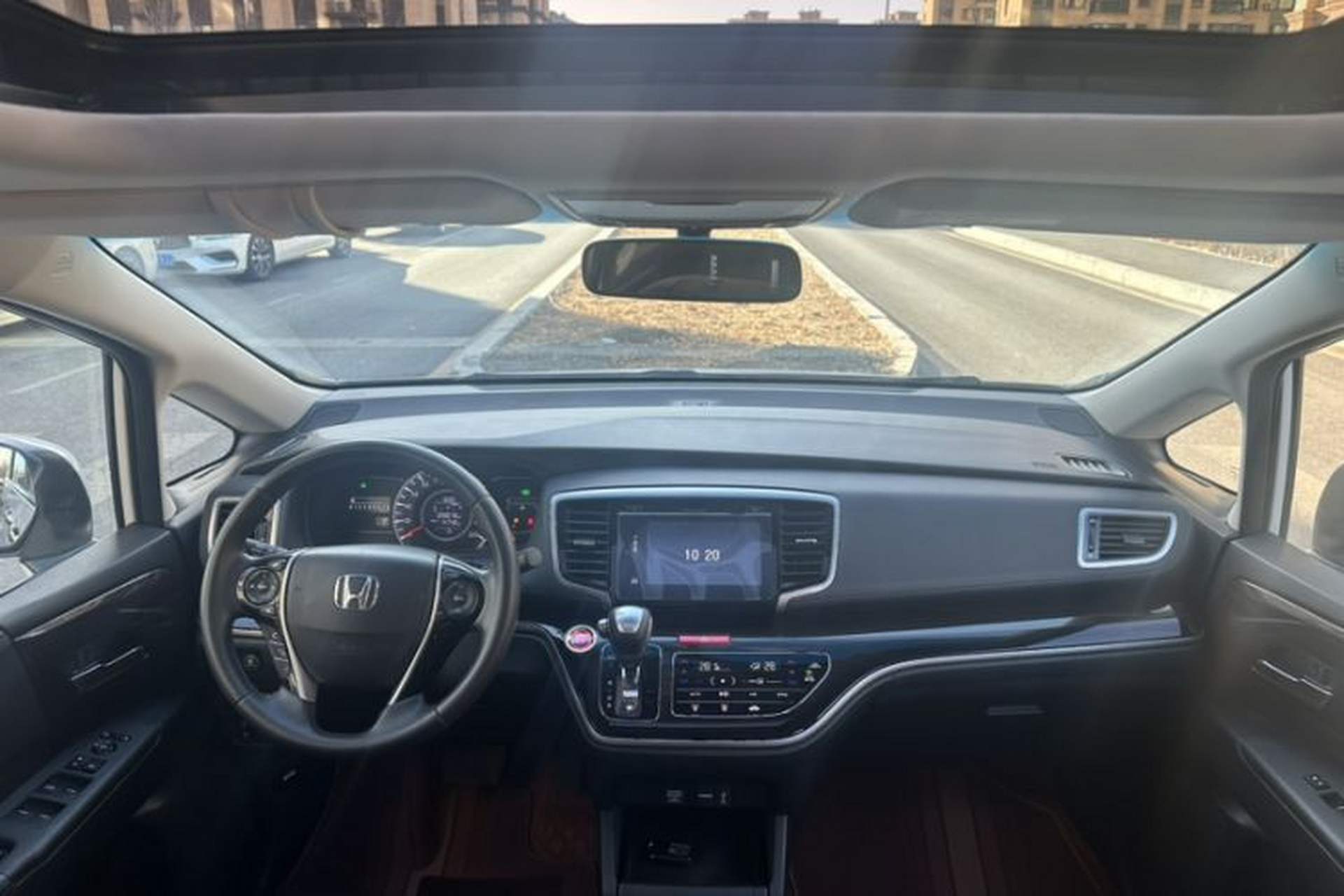 Used Honda Odyssey 2018 2.4L Smart Edition Interior 1
