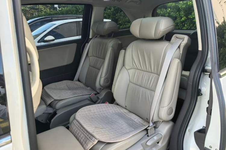 Used Honda Odyssey 2018 2.4L Smart Edition Interior 1