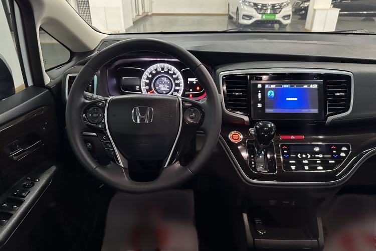 Used Honda Odyssey 2018 2.4L Smart Edition Interior 1