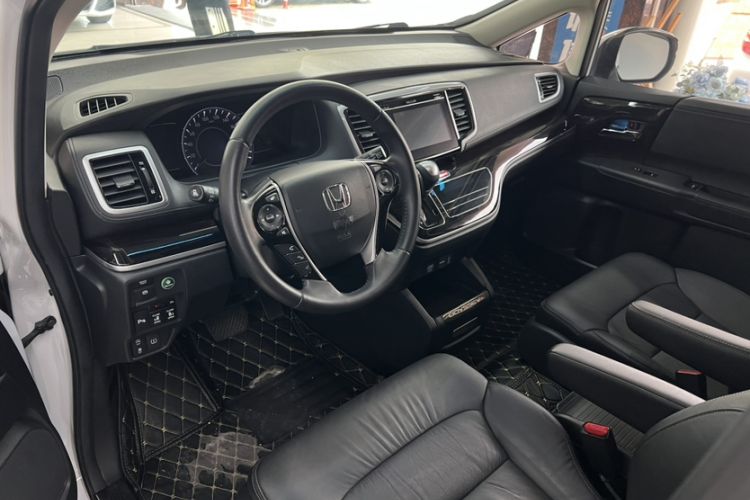 Used Honda Odyssey 2018 2.4L Smart Edition Interior 1