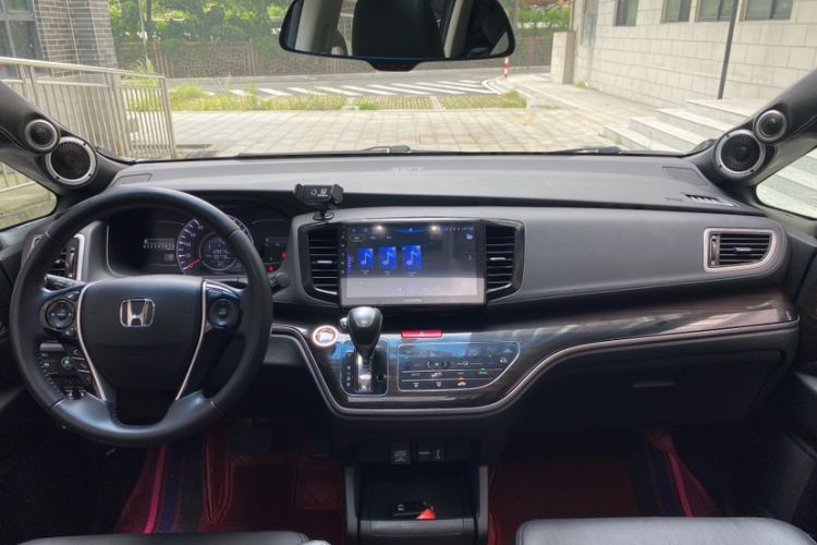 Used Honda Odyssey 2018 2.4L Smart Edition Interior 1