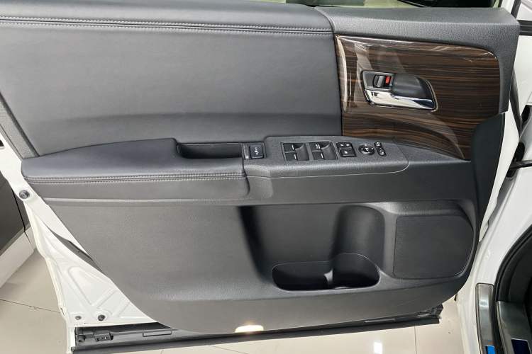Used Honda Odyssey 2018 2.4L Smart Edition Interior 14