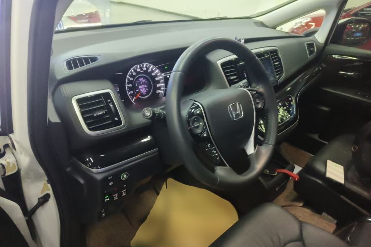 Used Honda Odyssey 2018 2.4L Smart Edition Interior 2