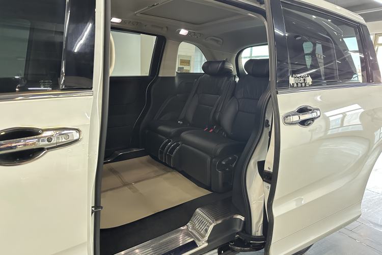 Used Honda Odyssey 2018 2.4L Smart Edition Interior 3