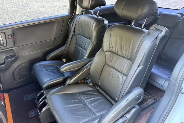 Used Honda Odyssey 2018 2.4L Luxury Edition Interior 4