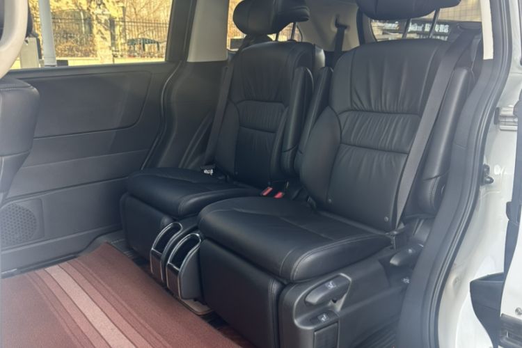 Used Honda Odyssey 2018 2.4L Smart Edition Interior 4