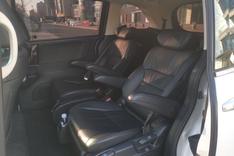 Used Honda Odyssey 2018 2.4L Smart Edition Interior 4