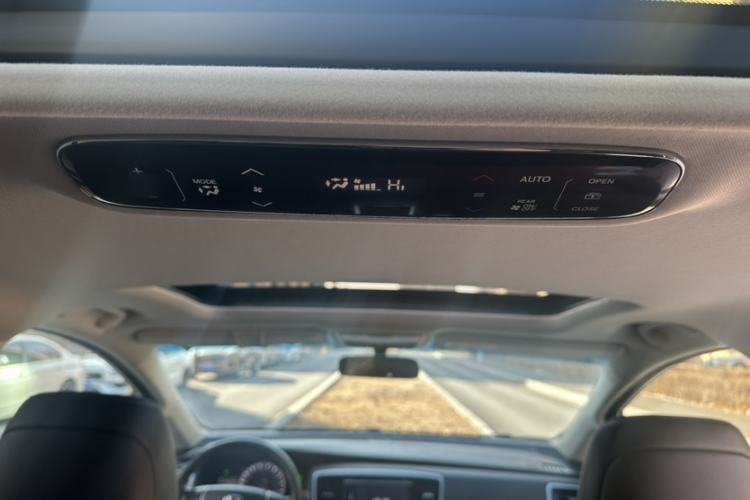 Used Honda Odyssey 2018 2.4L Smart Edition Interior 5
