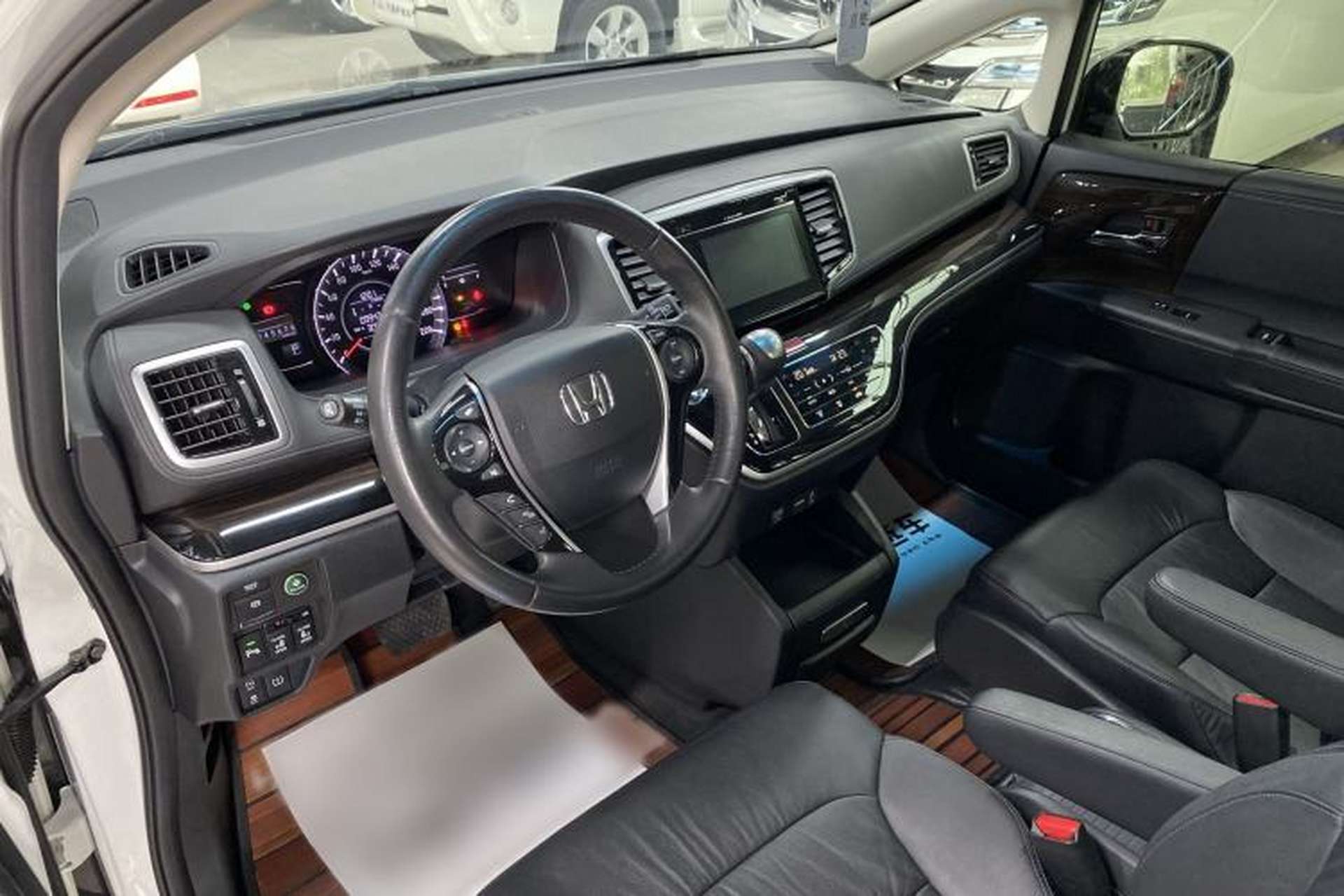 Used Honda Odyssey 2018 2.4L Smart Edition Interior 5