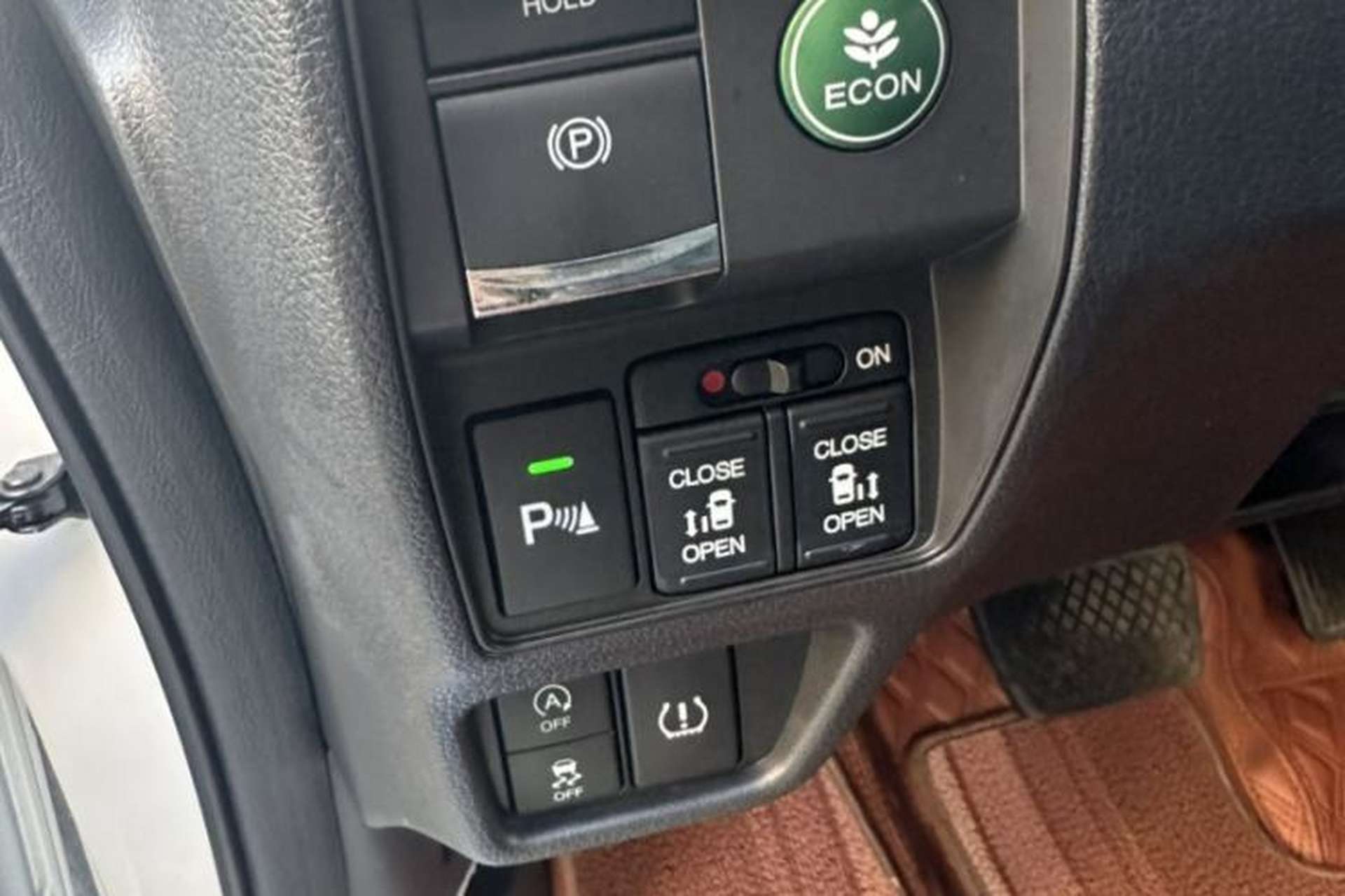 Used Honda Odyssey 2018 2.4L Smart Edition Interior 6