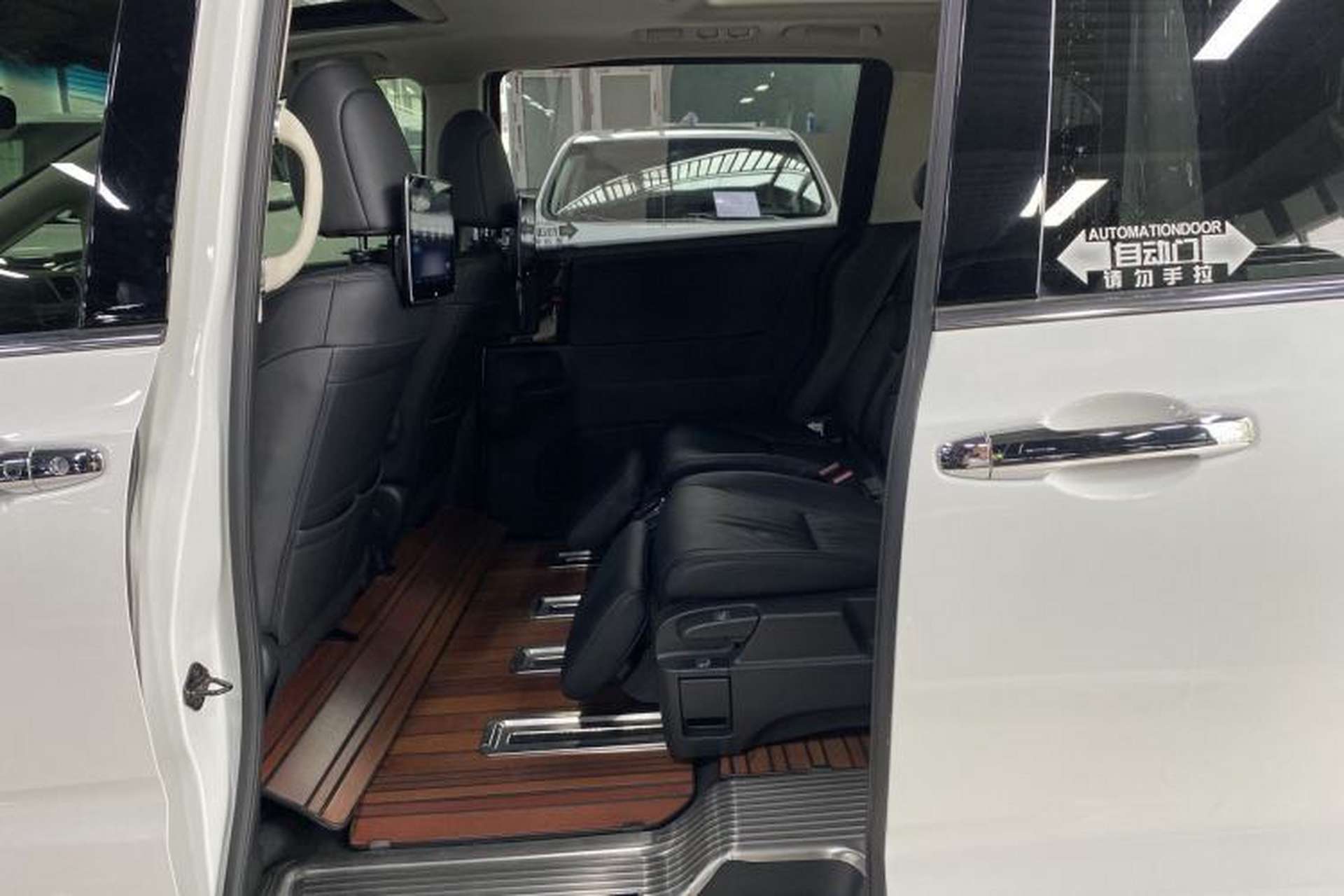 Used Honda Odyssey 2018 2.4L Smart Edition Interior 6
