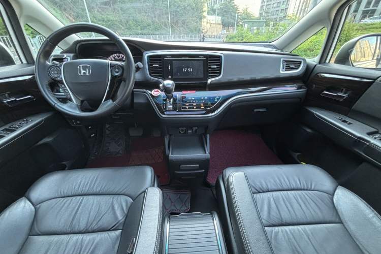 Used Honda Odyssey 2018 2.4L Smart Edition Interior 6