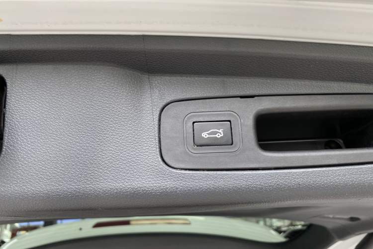 Used Honda Odyssey 2018 2.4L Smart Edition Interior 7