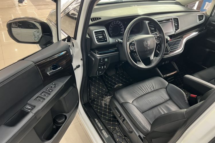 Used Honda Odyssey 2018 2.4L Smart Edition Interior 7