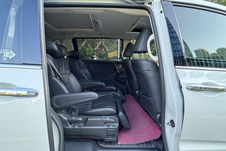 Used Honda Odyssey 2018 2.4L Smart Edition Interior 8