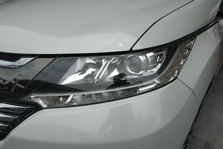 Used Honda Odyssey 2018 2.4L Comfort Version Left Front Headlight