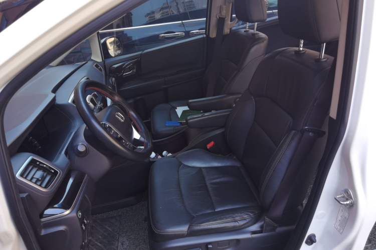 Used Honda Odyssey 2018 2.4L Luxury Edition Left Front Seat