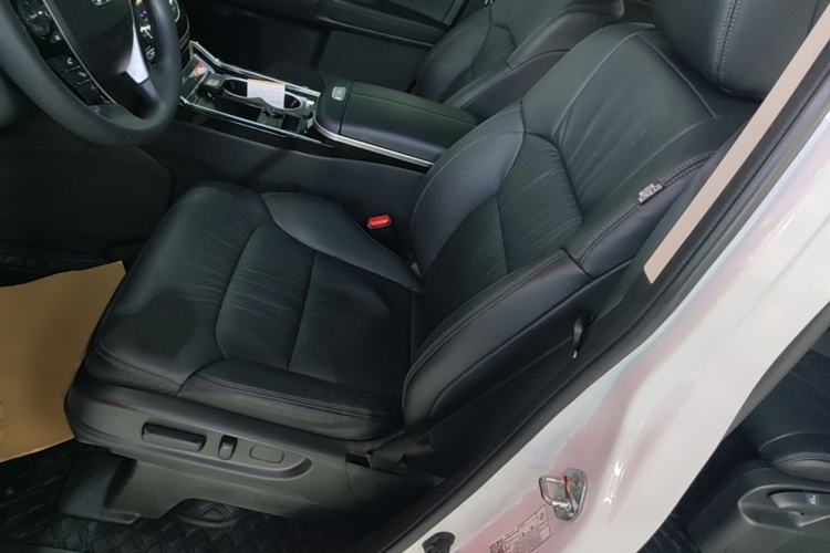 Used Honda Odyssey 2018 2.4L Luxury Edition Left Front Seat