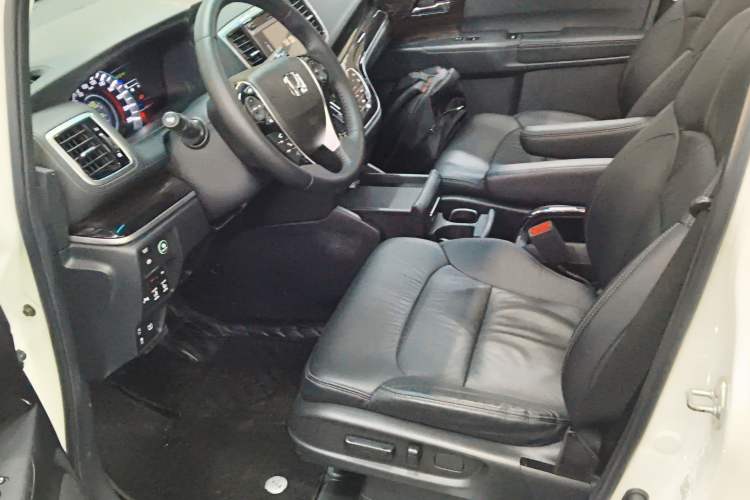 Used Honda Odyssey 2018 2.4L Smart Edition Left Front Seat
