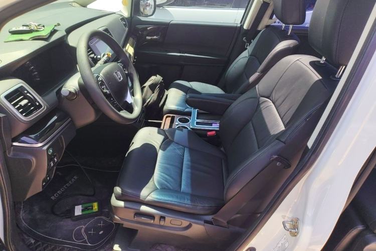Used Honda Odyssey 2018 2.4L Luxury Edition Left Front Seat