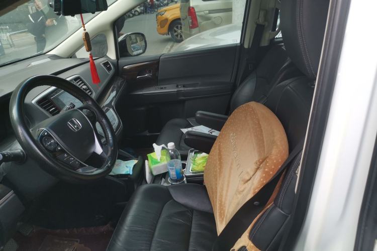 Used Honda Odyssey 2018 2.4L Luxury Edition Left Front Seat
