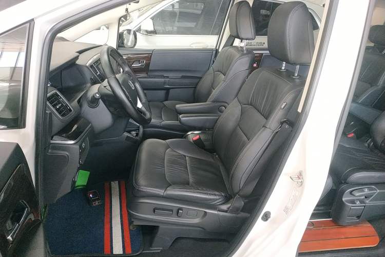 Used Honda Odyssey 2018 2.4L Smart Edition Left Front Seat