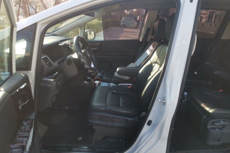 Used Honda Odyssey 2018 2.4L Smart Edition Left Front Seat