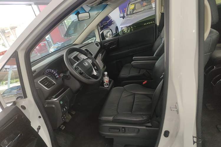 Used Honda Odyssey 2018 2.4L Luxury Edition Left Front Seat